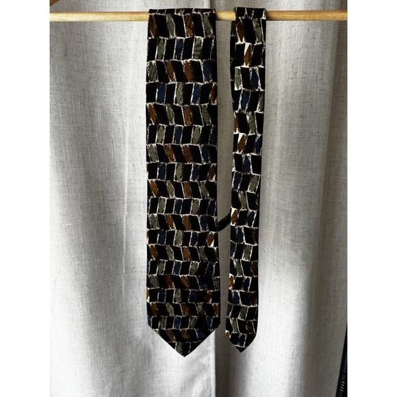 Vintage Britches of Georgetowne Silk Tie – Geometric Mid-Century Pattern - Picture 4 of 7